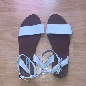 Steve Madden White and Brown Sandals